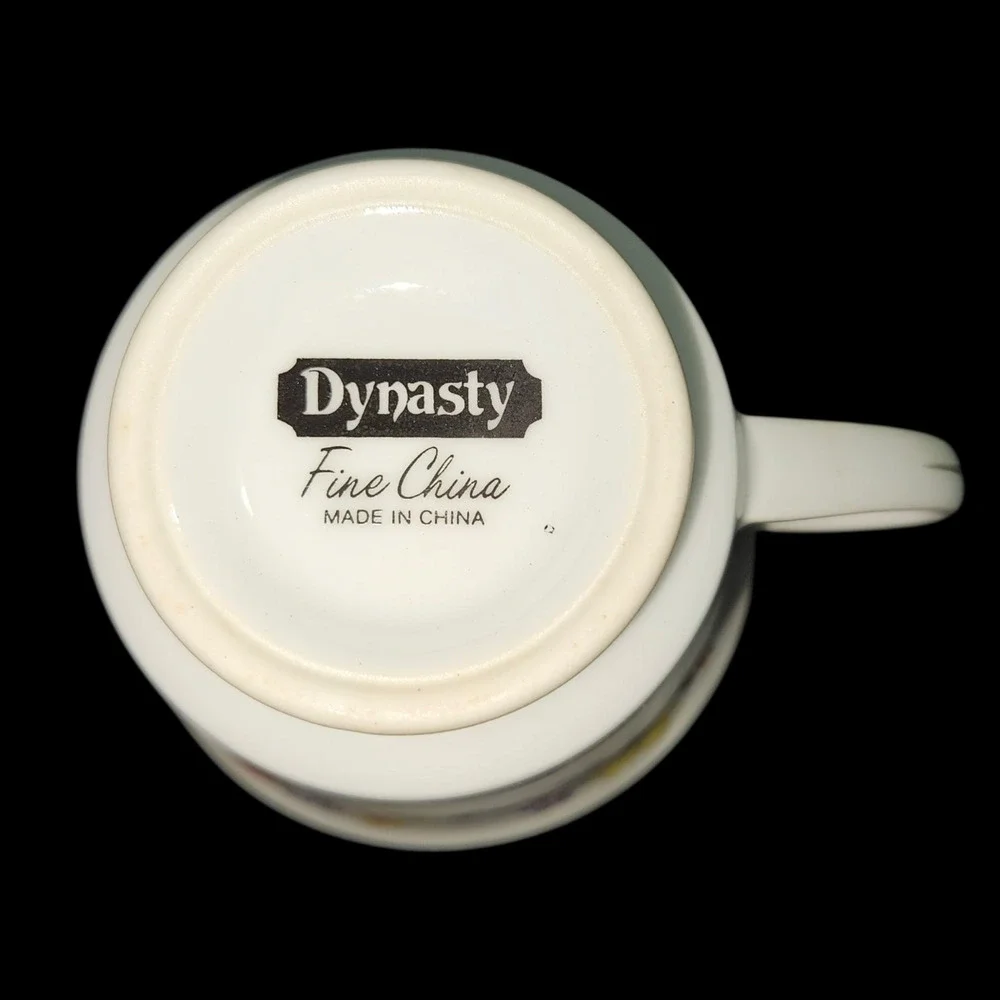Set of 4 Dynasty Fine China Floral Coffee Tea Cups White Gold Trim
